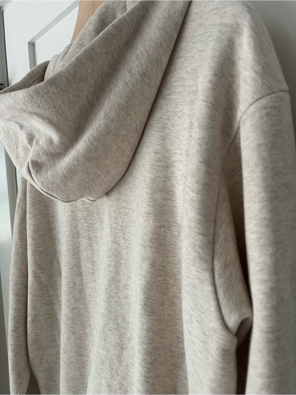 SKIMS Cotton Fleece Classic Cropped Zip Up Hoodie Oatmeal Heather L - Picture 7 of 16